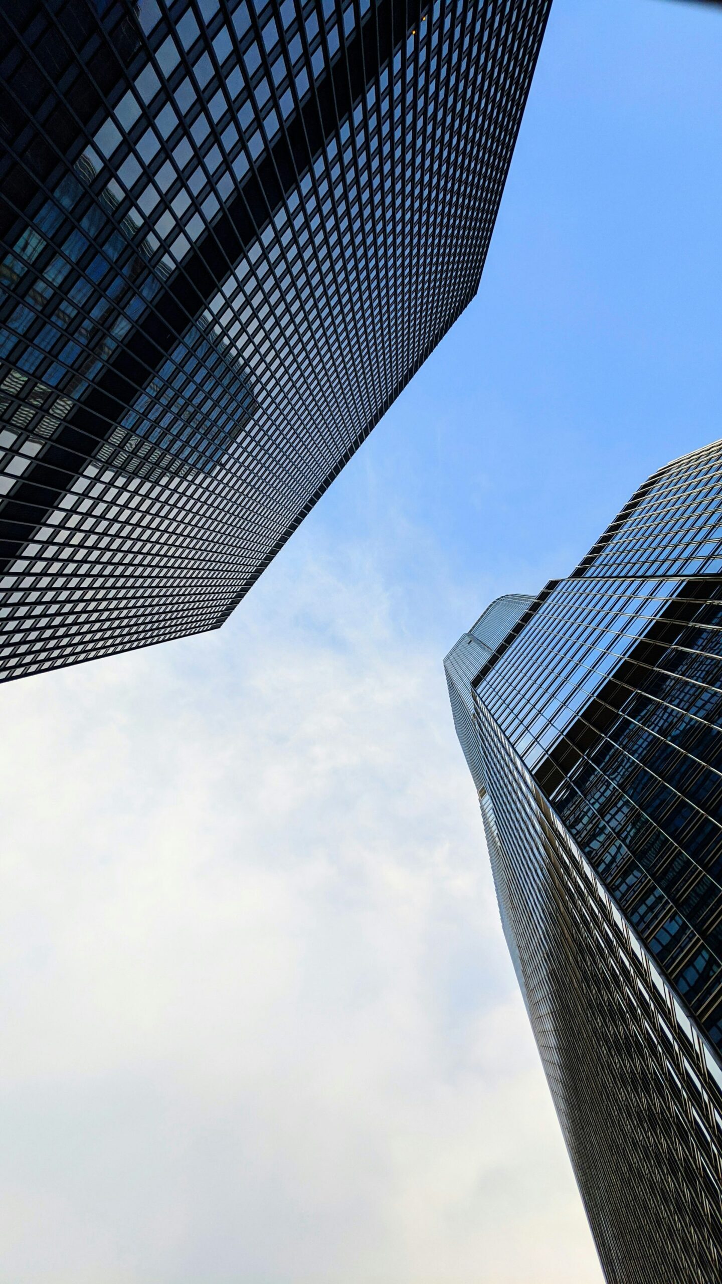 The Transformative Impact of Fintech Partnerships on Traditional Banks in 2025