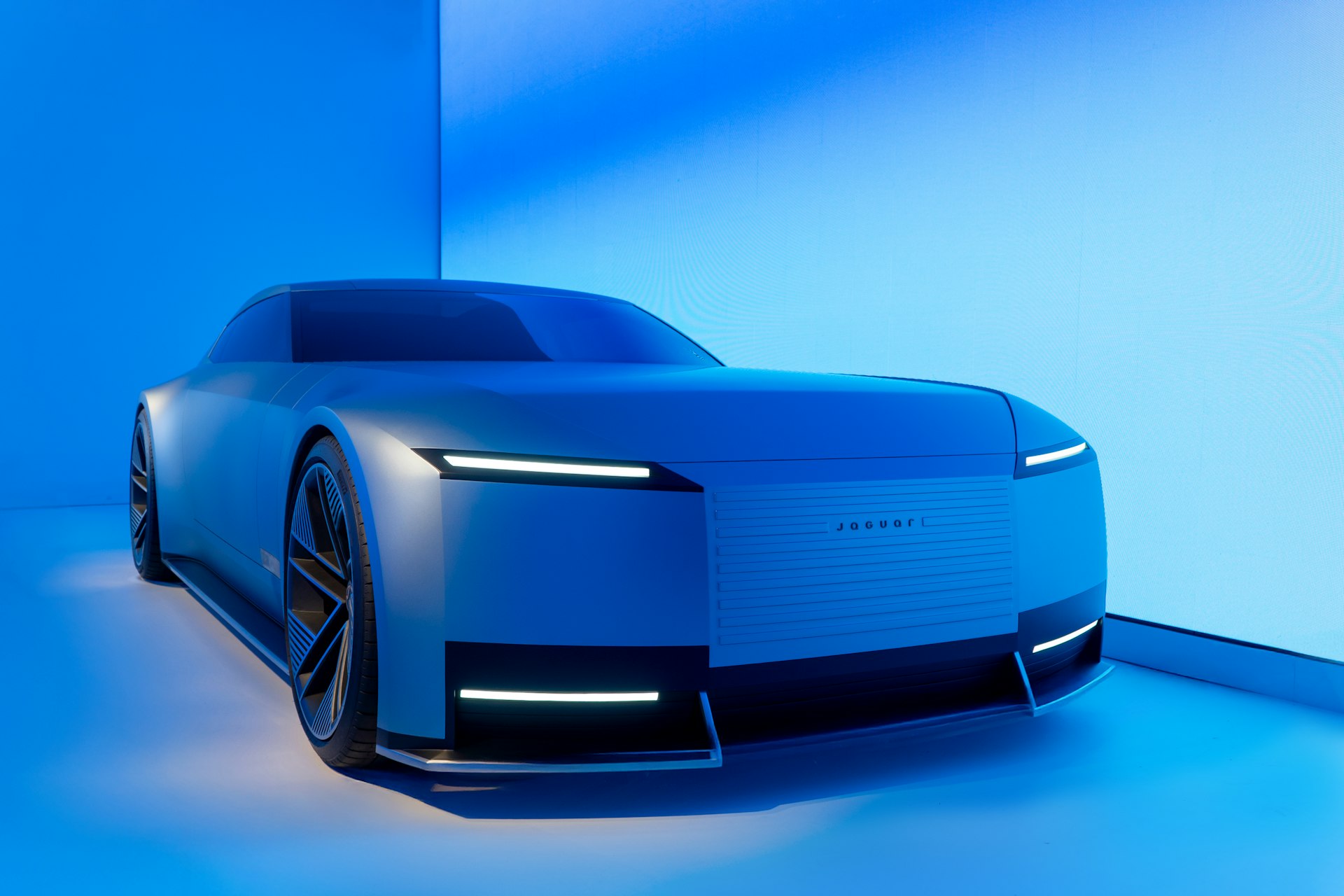 How Artificial Intelligence is Transforming the Future of Car Design Optimization